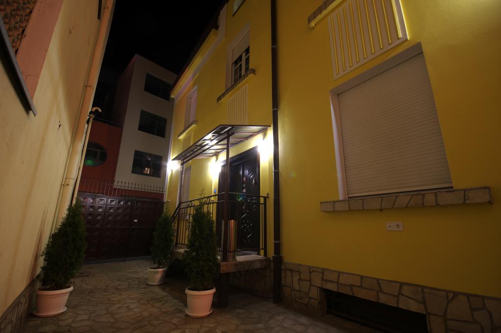 Guest House "The House" Топ Център Габрово Exterior photo